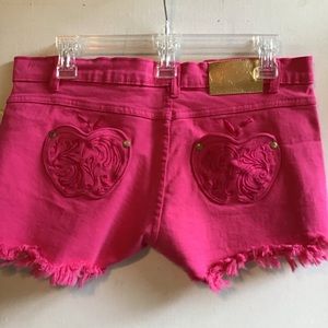 APPLE BOTTOMS JEAN SHORT. HOT PINK ADORABLE NWT